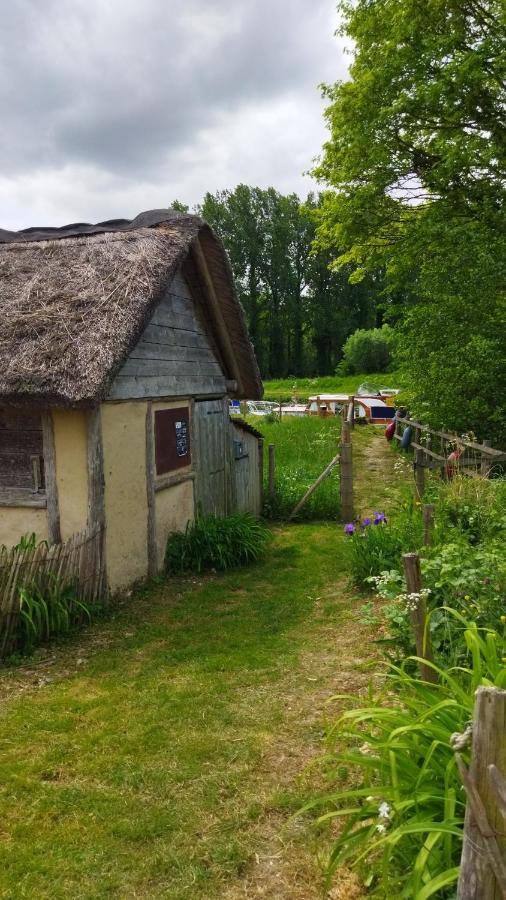 Hotel Sealov Eaucourt-sur-Somme Exterior foto